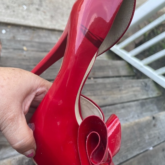 Steve Madden red bow heels - Picture 8 of 9